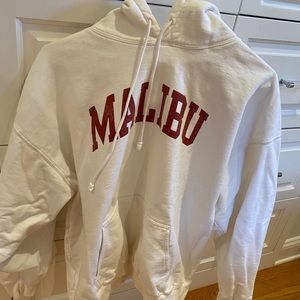 WOMEN’S Brandy Melville Oversized Malibu Hoodie